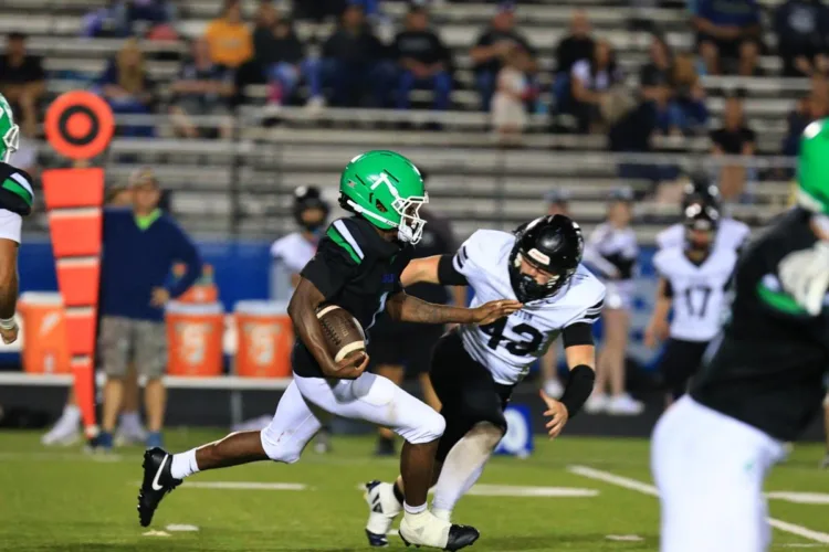 Preston nearly pulls off upset of No. 1-ranked Robert C. Byrd, 35-28